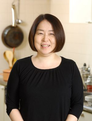 今別府靖子
